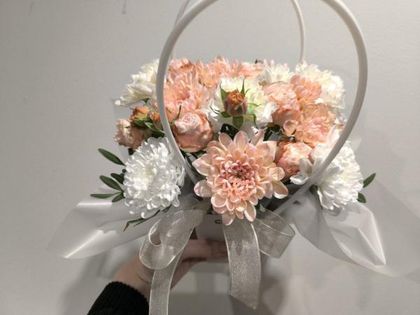 Композиция в сумочке Нежная